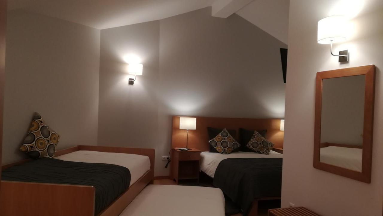 Casa Da Fonte Sagrada Hotel Loriga Bagian luar foto